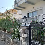 Mironi & Victoria 2*