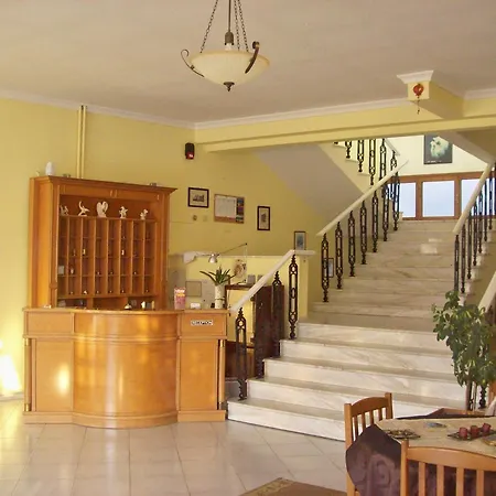 Mironi & Victoria 2*