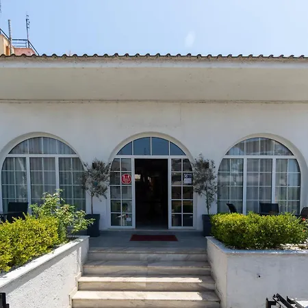 Mironi & Victoria Hotel 2* Limenas (Thasos)
