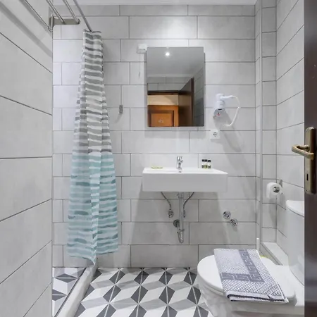 Mironi & Victoria Hotel