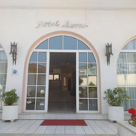 Mironi & Victoria Hotel 2*