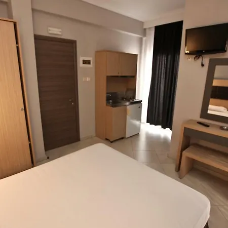 Mironi & Victoria 2*