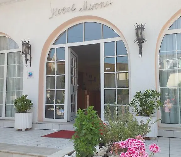 Mironi & Victoria 酒店 2*