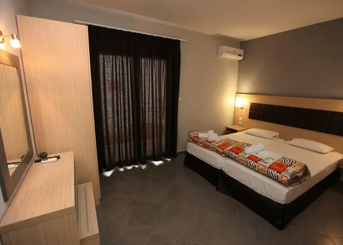 Mironi & Victoria 2* Limenas (Thasos)